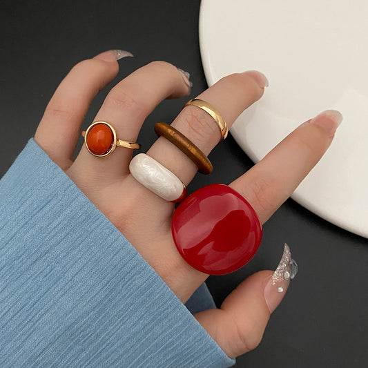 Creative Resin Wine Red Large Thumb Suit Inlaid Ruby Ring