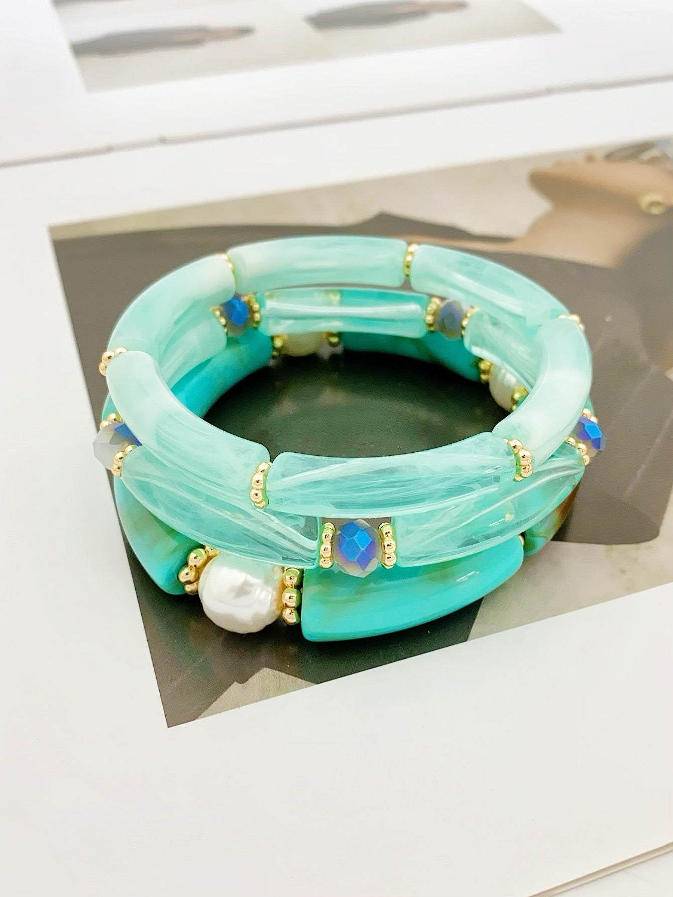Fashion Simple Acrylic Beaded Ladies Elbow Bracelets