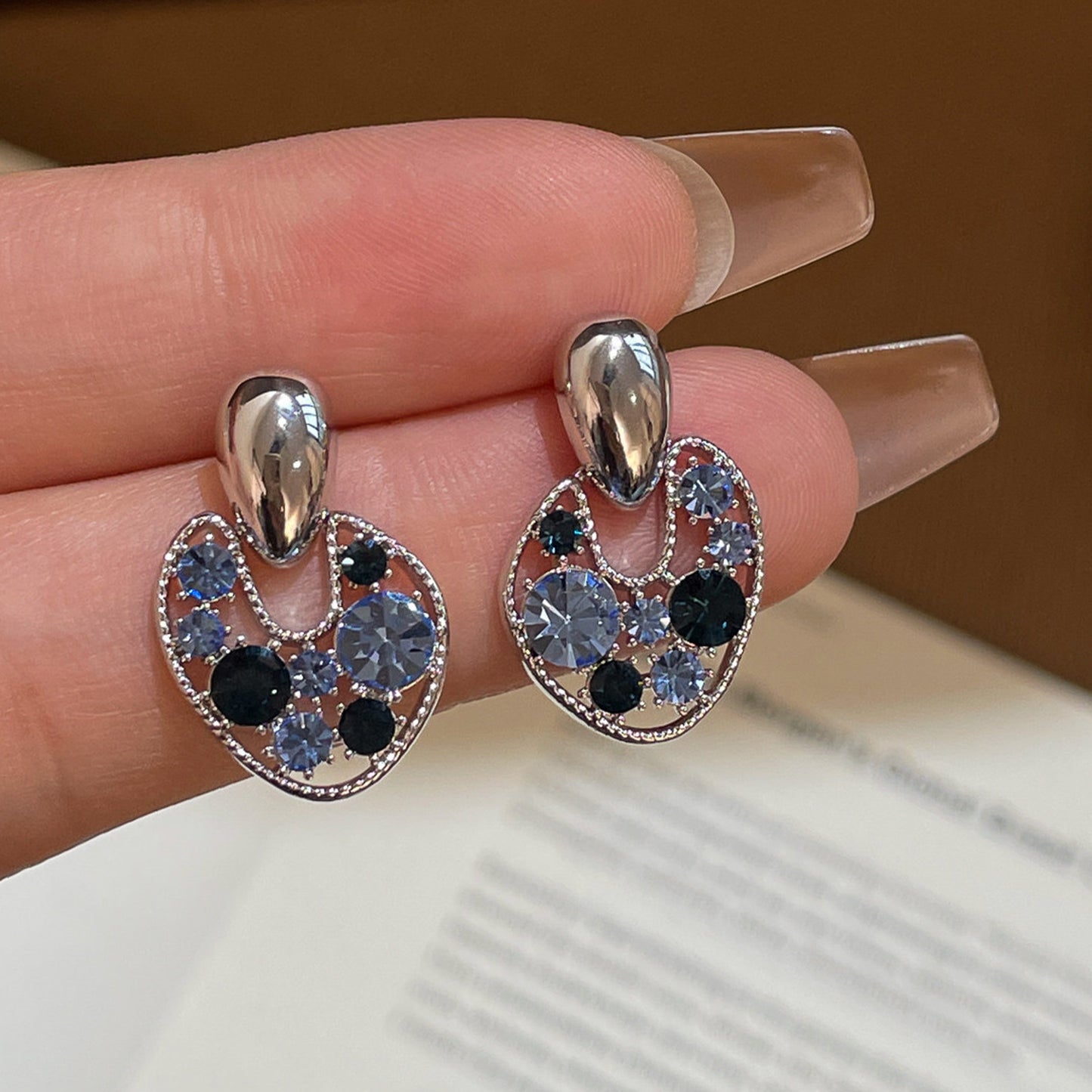 Oval Love Heart Female Niche Design Personality Fashion Stud Earrings