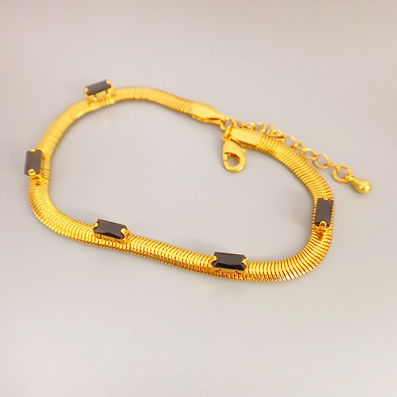Women's Copper Gold-plated Fashion Snake Bones Chain Light Luxury High-grade Necklace