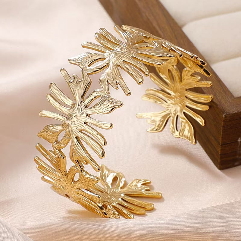 Snake Bones Chain Stainless Steel Love Fritillary Light Luxury High Bracelet