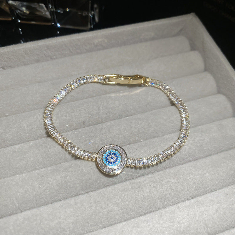 With Diamond Round Exquisite Fashion Retro Unique Design Light Luxury Bracelets