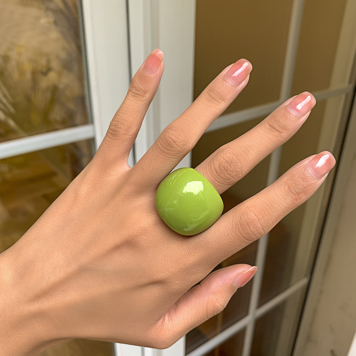 Women's High Profile Fashion Trendy Candy Color Acrylic Simple Exaggerated Ring