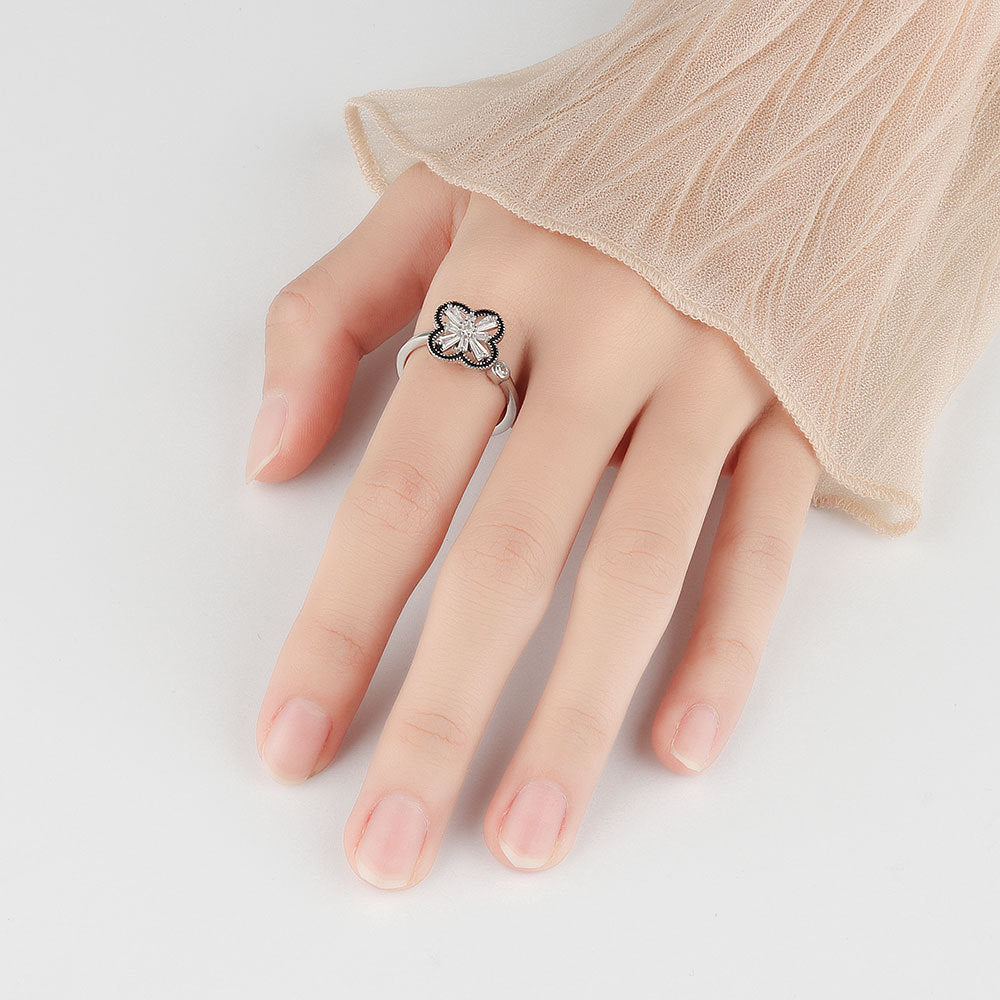 Valentine's Day Gift Flower Zircon Rotatable Ring