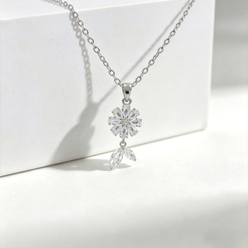 Luxury Copper Micro Female Swan Love Ocean Series Necklace