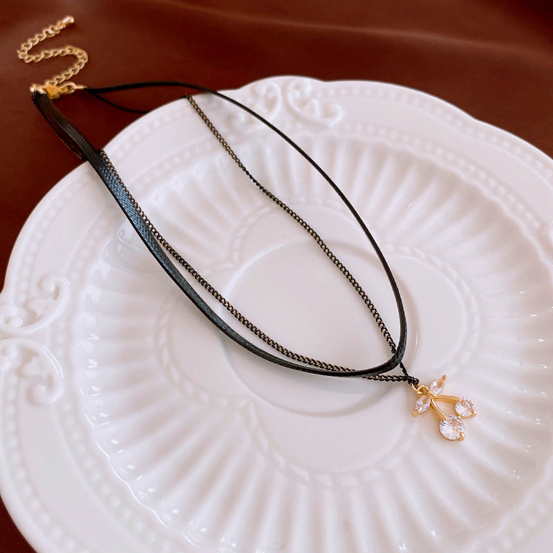 Women's Sweet Cool Hot Love Stars Fashion Creative Design Sense Clavicle Necklace