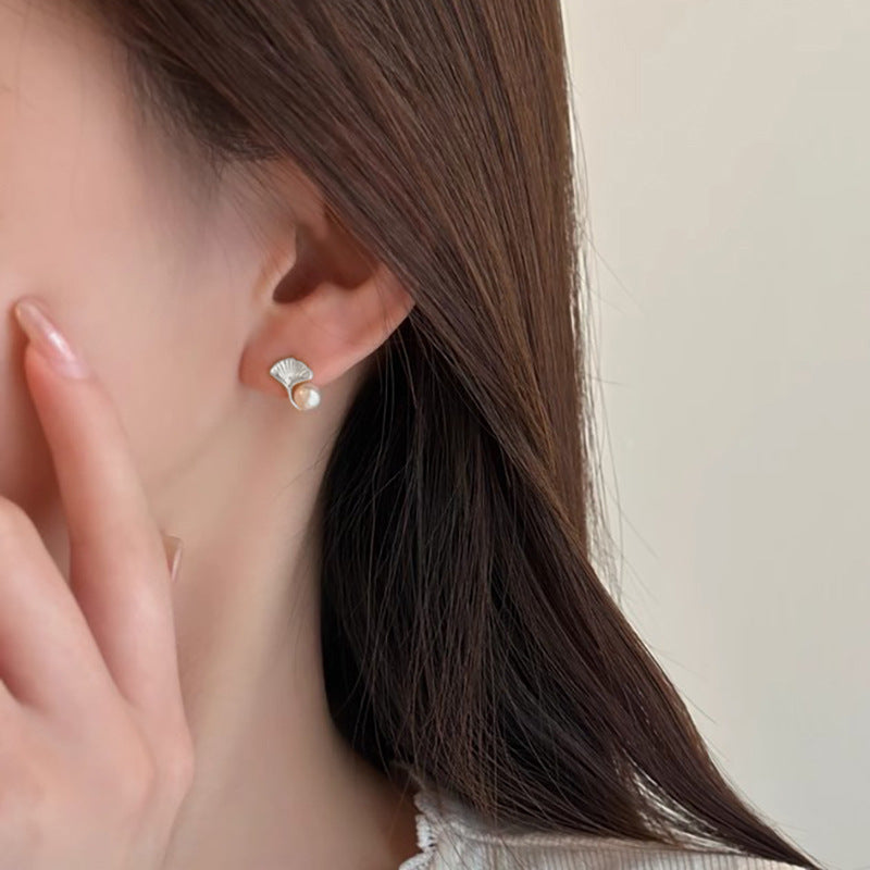Women's Exquisite Small Ginkgo Leaf For Simple Rings