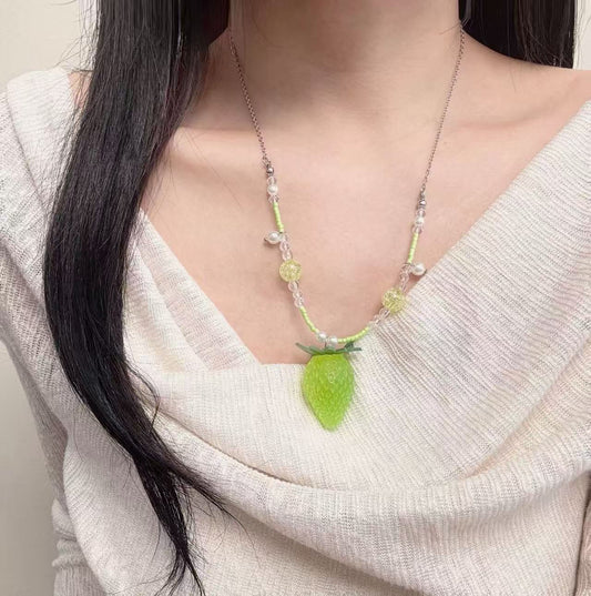 Women's Sweet Temperament Clavicle Chain Niche Super Necklace