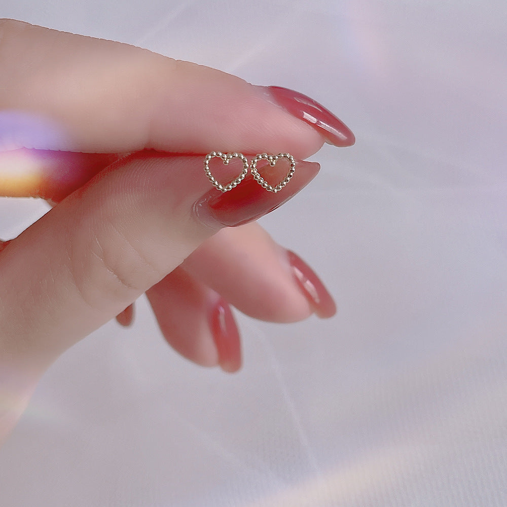 Heart Female Niche Design Simple Small Earrings