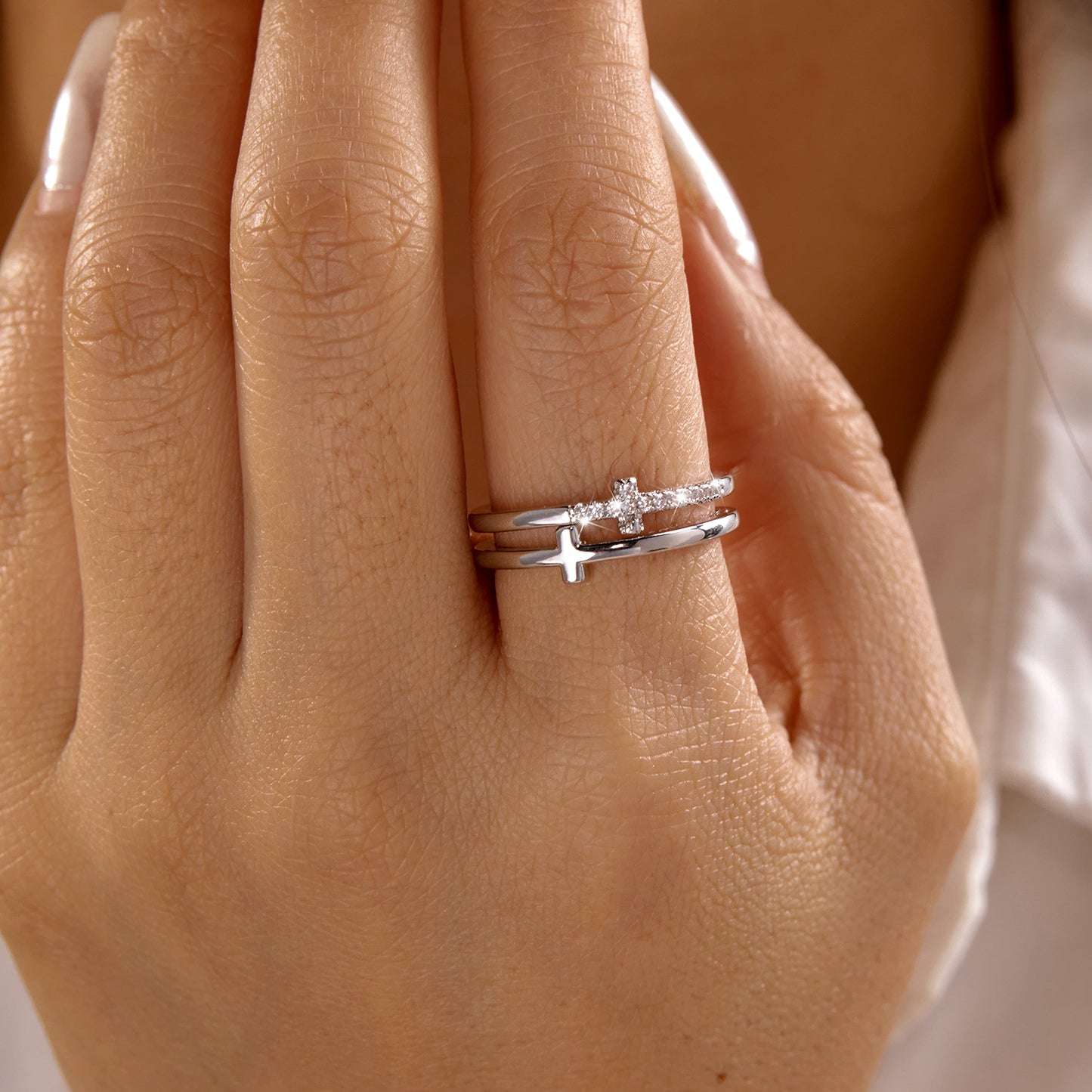 Women's Retro Elegant Copper Inlaid Zirconium High-grade Light Luxury Palace Style Ring