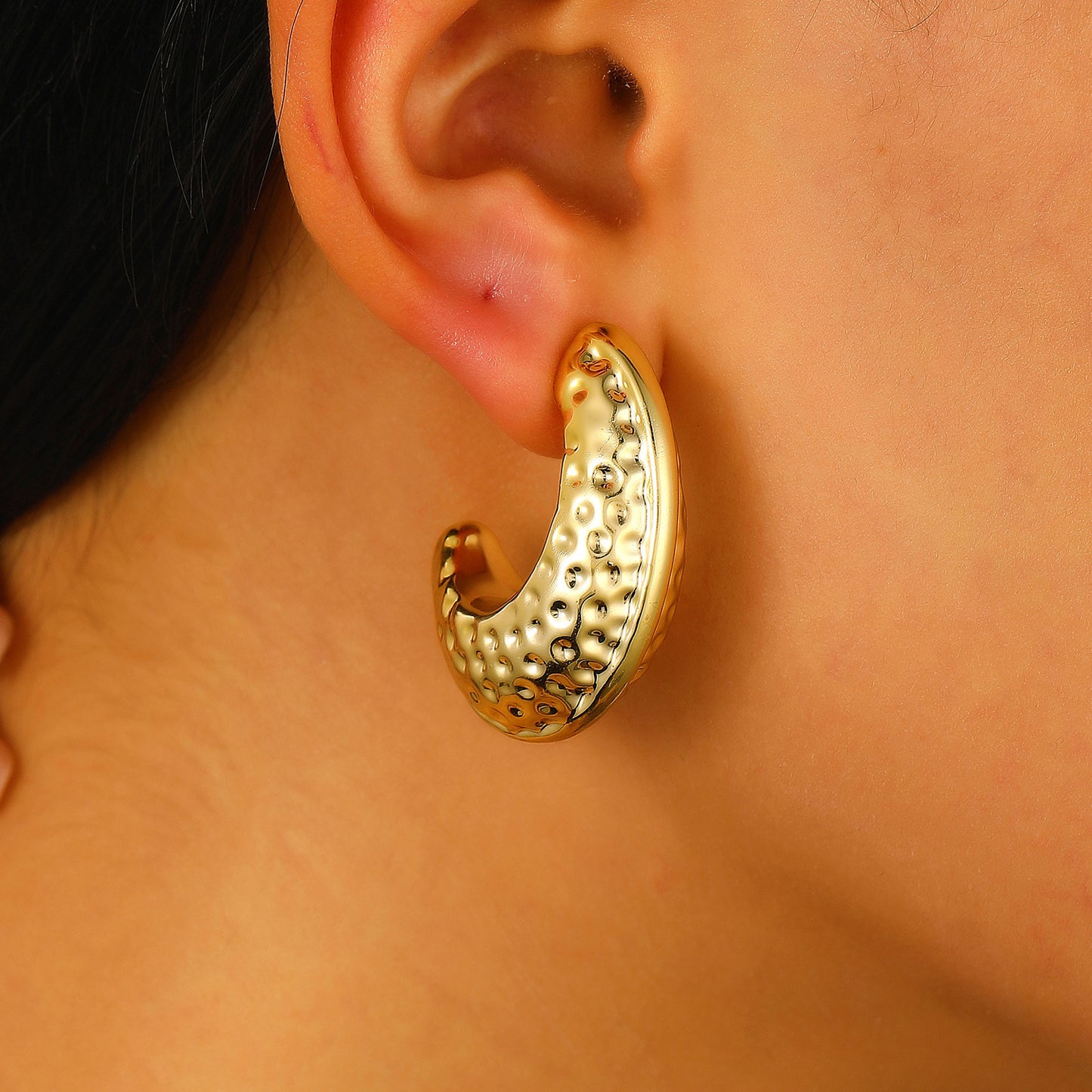 Drops Crescent Ear Design Entry Lux Earrings