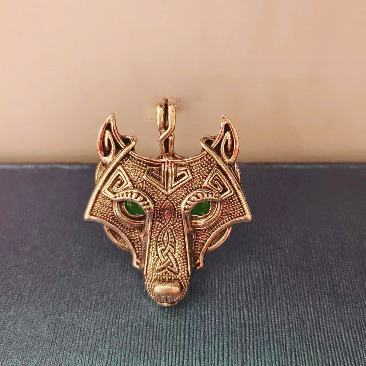 Exaggerated Personalized Viking Force Laboratories Wolf Head Charm Pendants