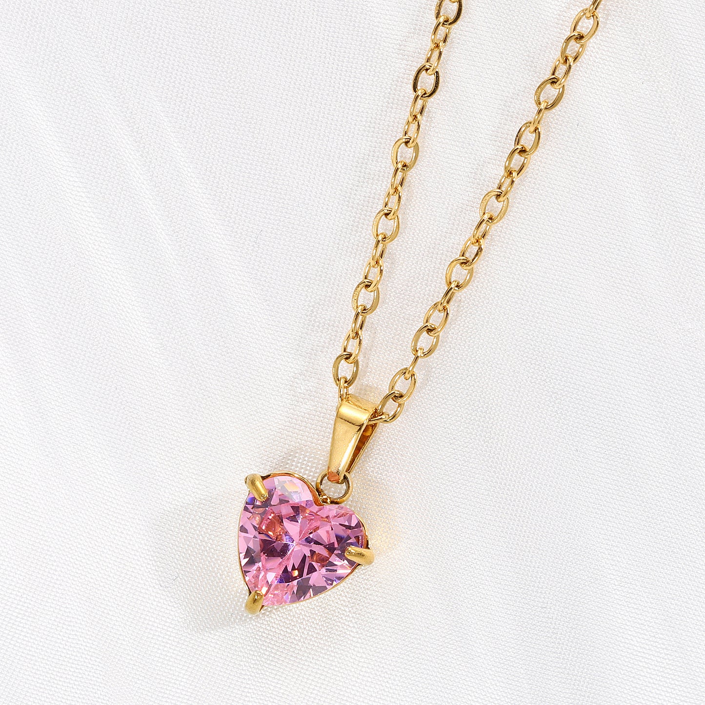 Women's Loving Heart Zircon Simple Heart-shaped Stainless Steel Clavicle Necklaces