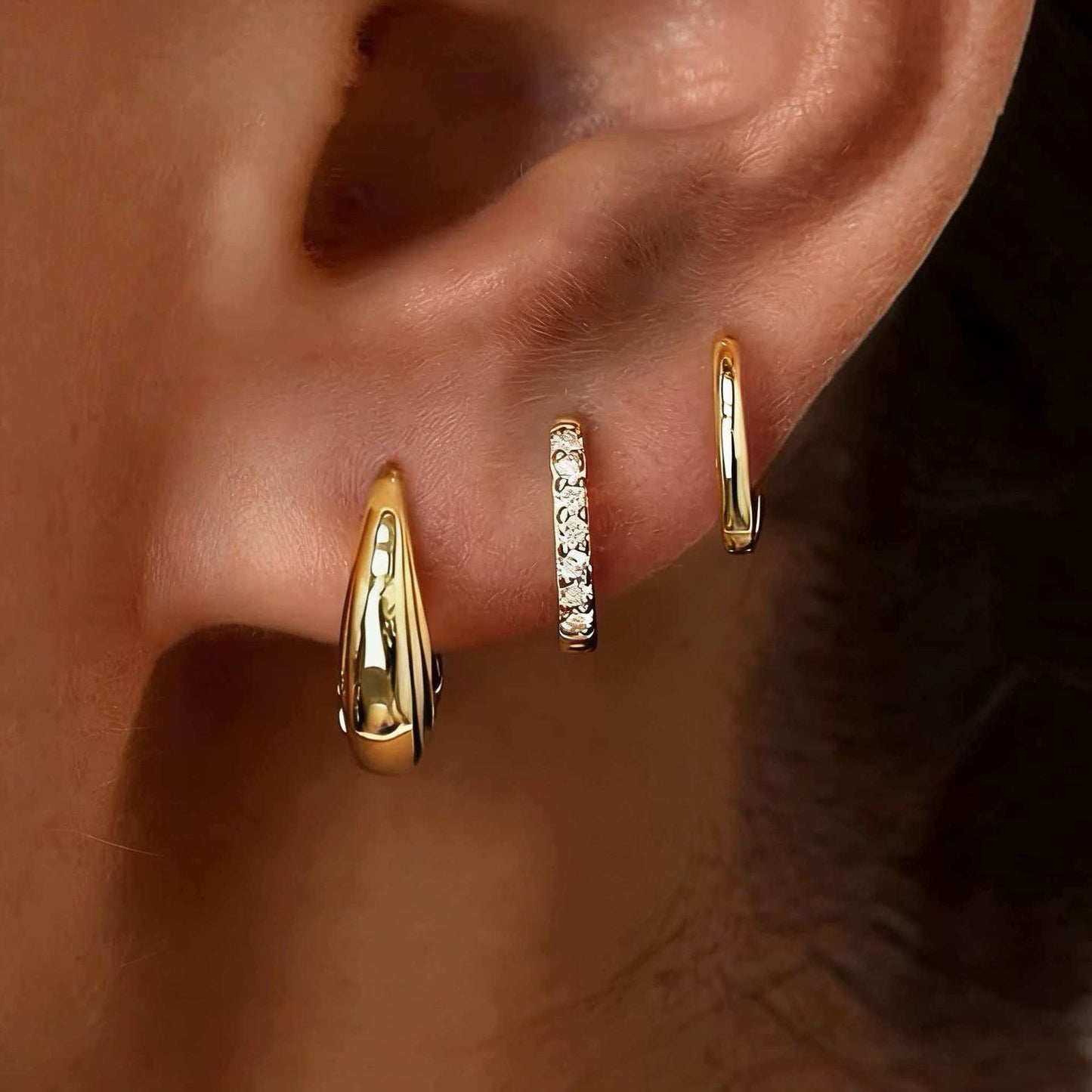 Women's & Men's Simple High-grade Niche Alloy Graceful Personality Punk Earrings
