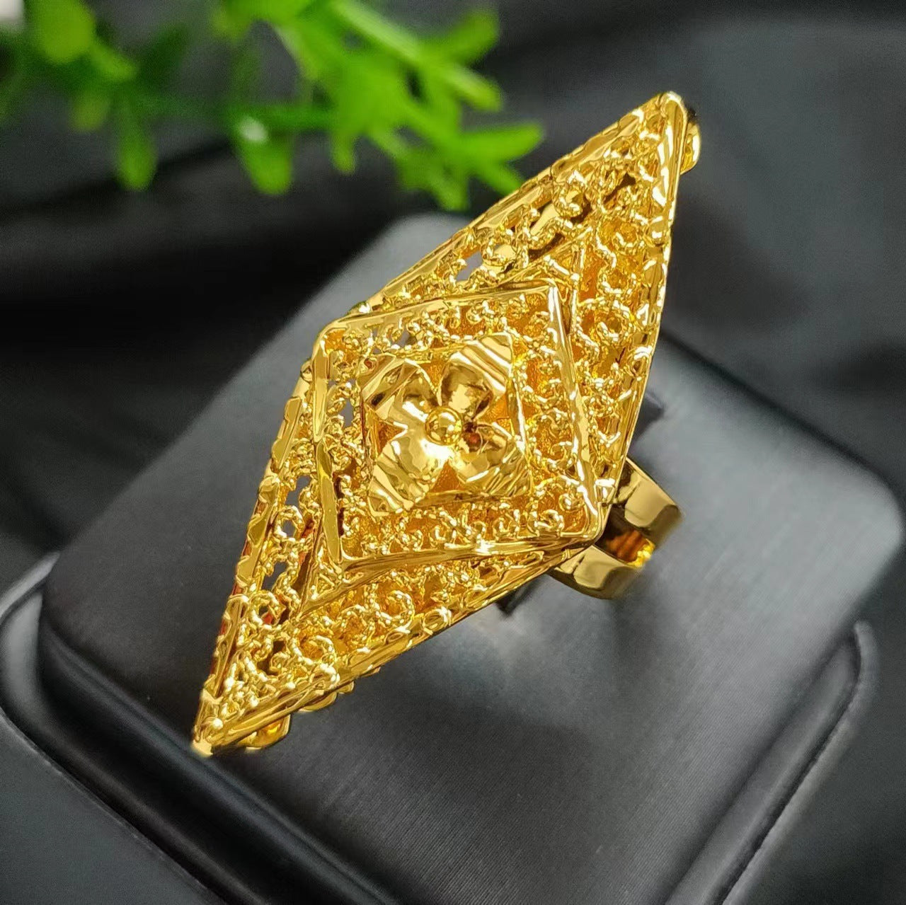 Women's Gold-plated Wheat Index Finger Does Not Fade Design Copper Ring