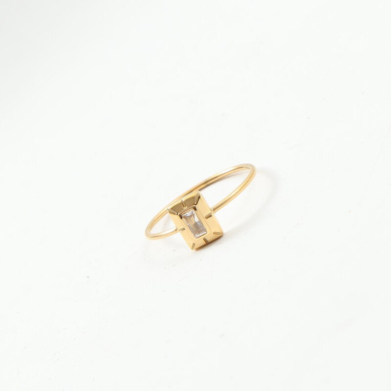 Thin Small Square Inlaid Zircon Titanium Steel Ring