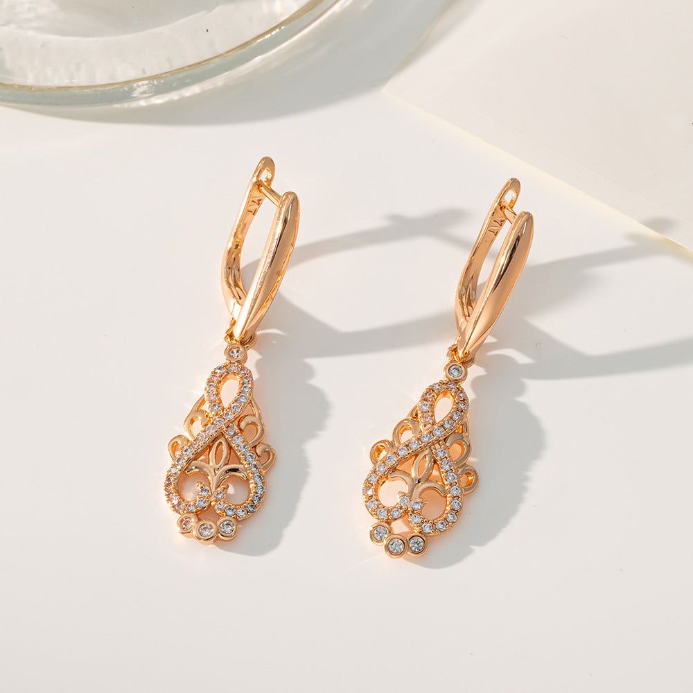 Hollow Cloud Pattern High-grade National Style Elegant Graceful Ear Buckle