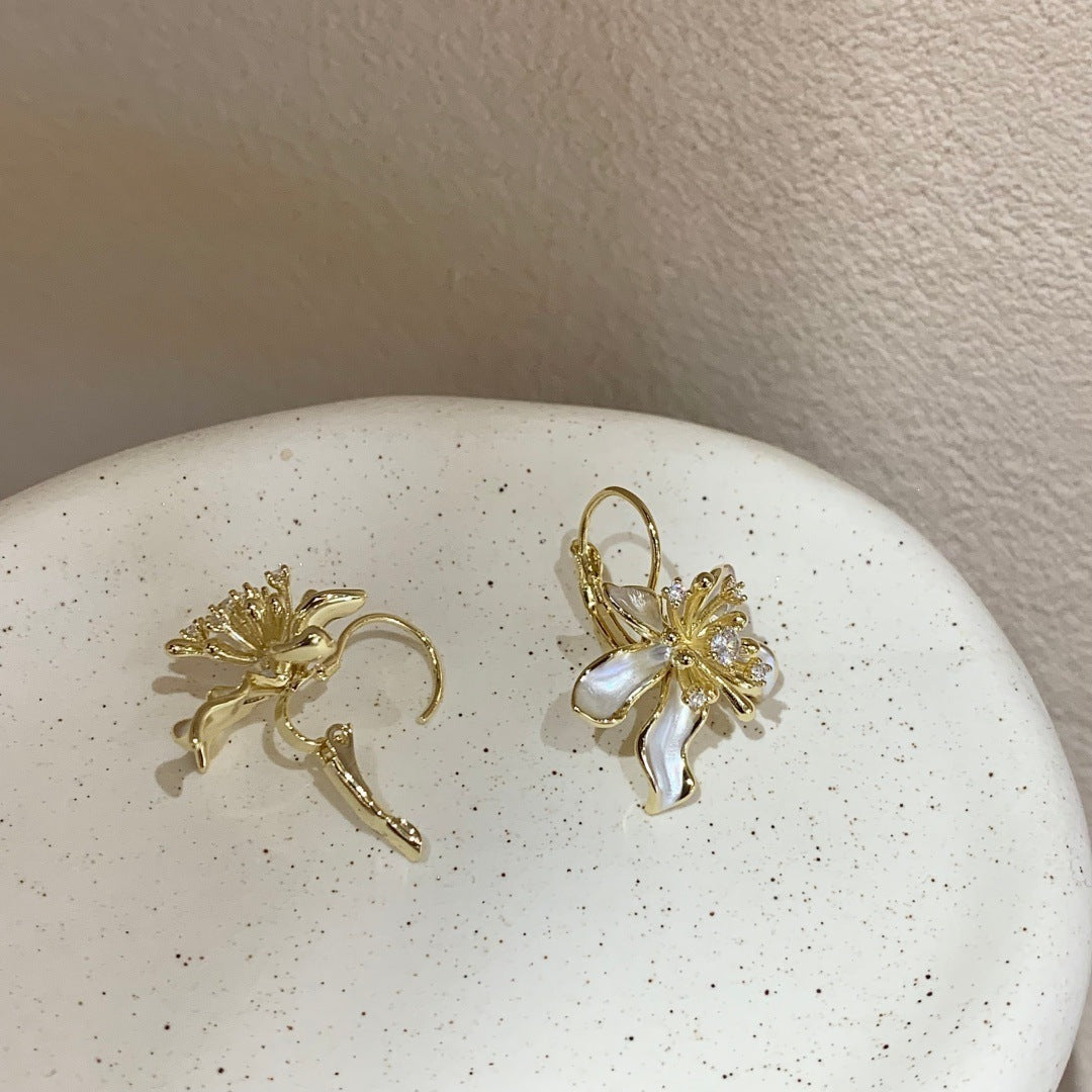 Women's Gentle Drip Glazed Flower Zircon Fashion Temperamental Minority Design Sense Ear Buckle