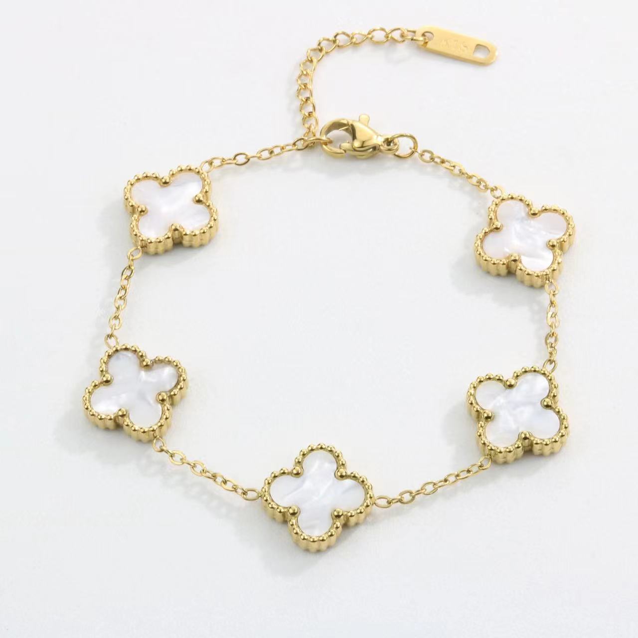 Double-sided Pork Belly Clover Simple Fashion Bracelet