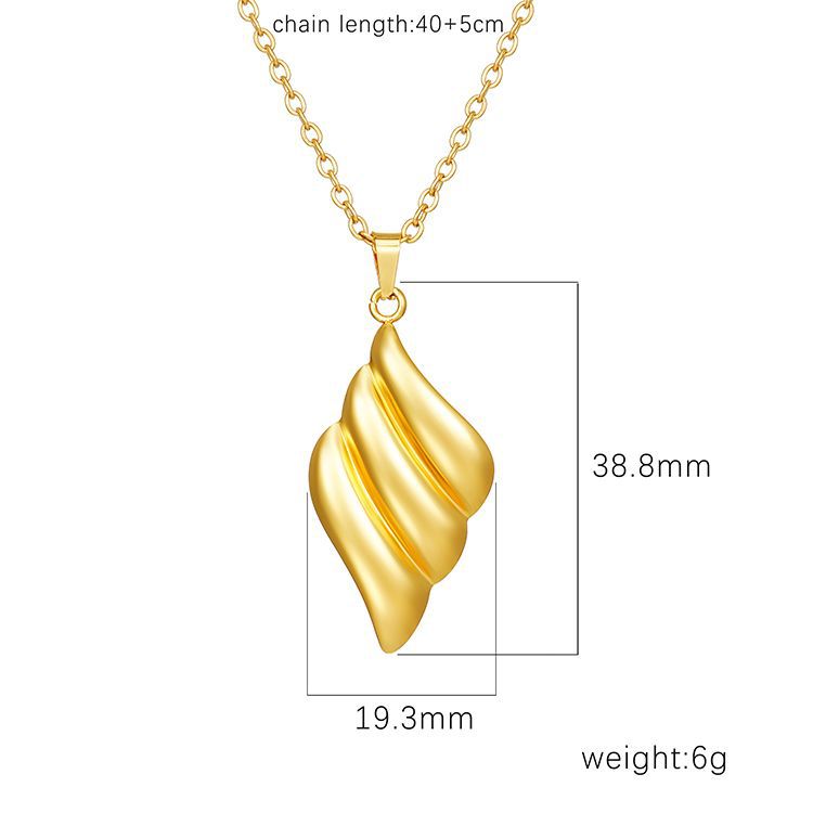 Women's Smart Fashionable High-grade Stainless Steel Gold Necklaces