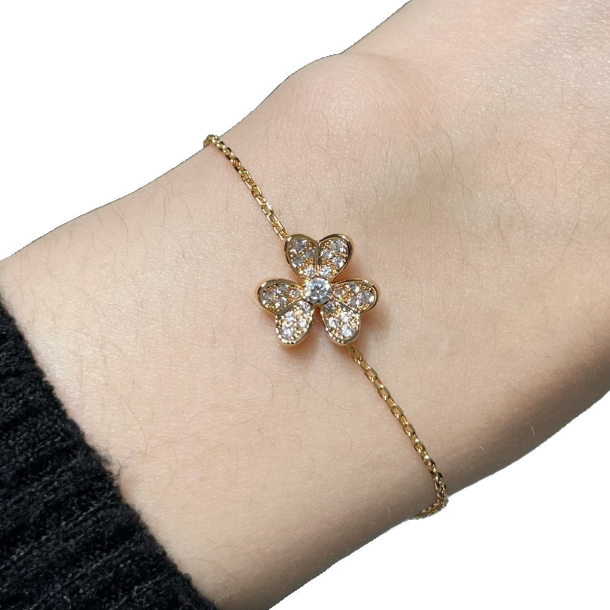Women's Gold Single Flower Clover Petal Full Diamond Three Necklace