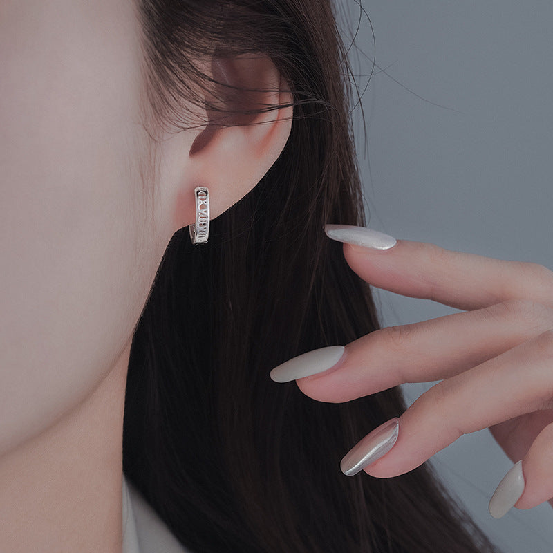 Women's Round Summer Tide Simple Exquisite Mild Luxury Ear Buckle