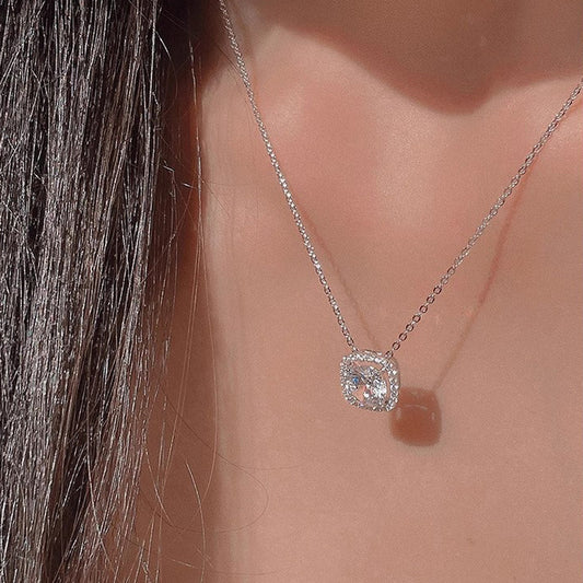 Women's Design Style Fashion Exquisite Refined Grace Clavicle Chain Necklace