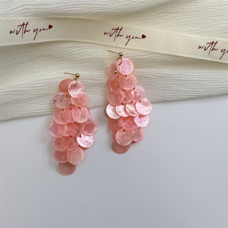 Beautiful Natural Shell Grape Cluster Tassel Design Vacation Style Female Rings