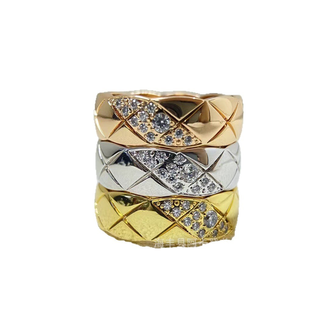 Medium Bevel Diamond Rose Gold Couple Rings