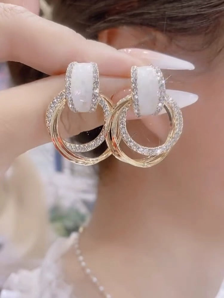 Temperament Wild Rhinestone Geometric Circle Design Simple High Earrings