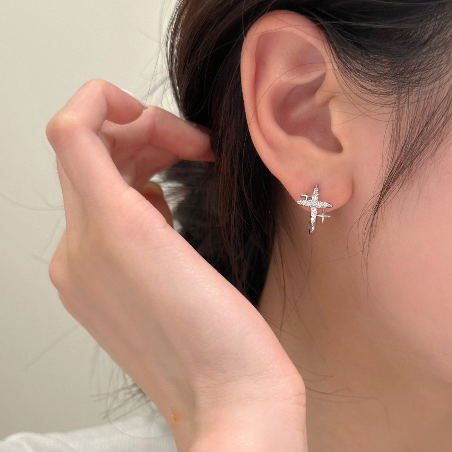 Zircon Female Cross Ear Clip High Class Elegant Niche Design Earrings