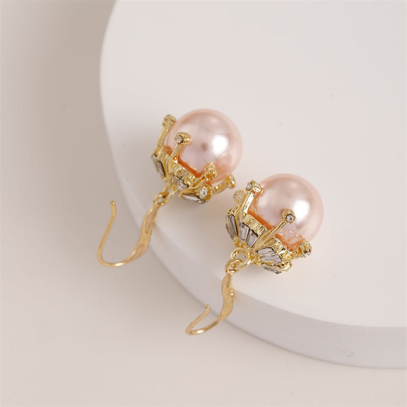 High-grade Pearl Trendy Niche Retro French Graceful Fashionable Earrings