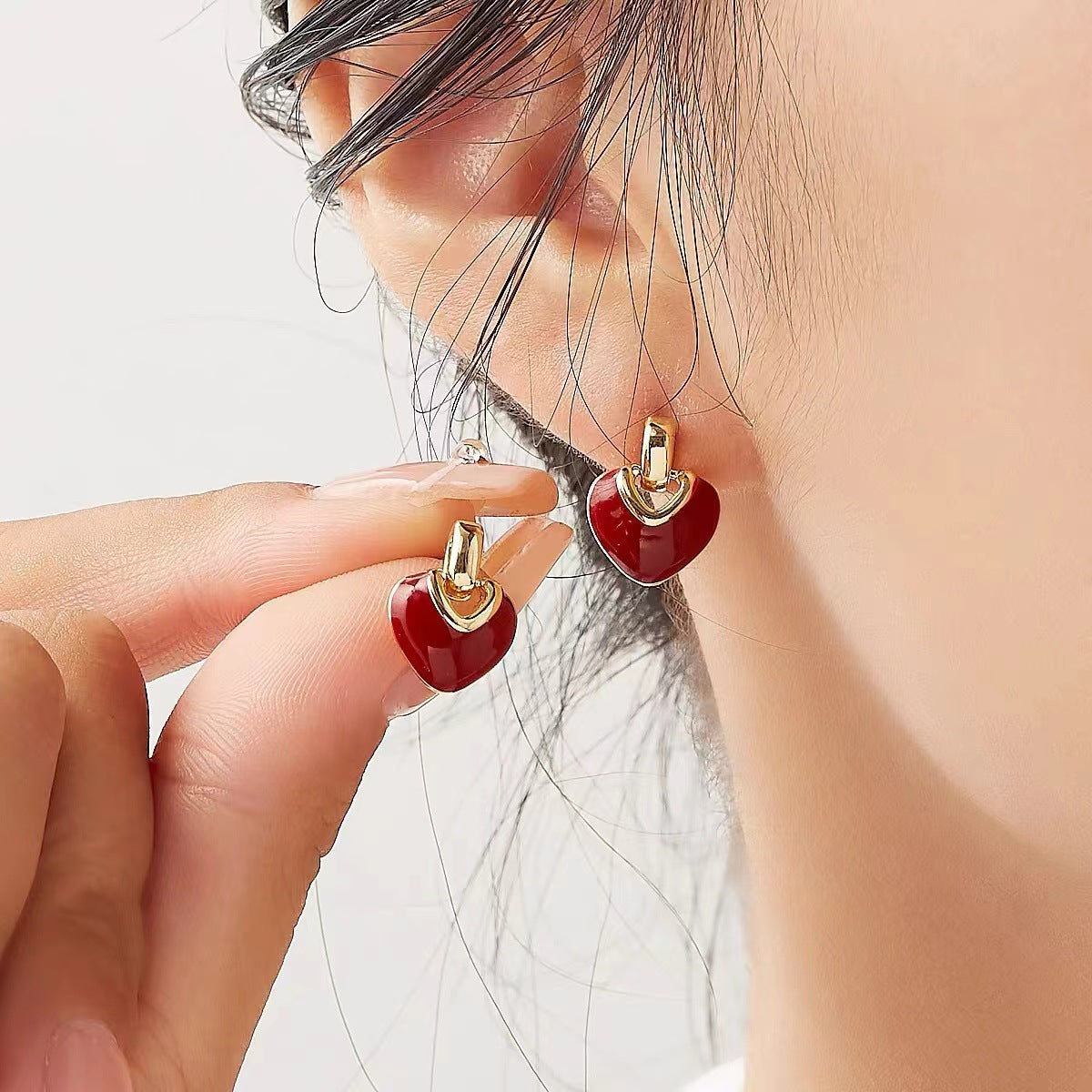 Light Luxury High-grade Red Love Female Earrings