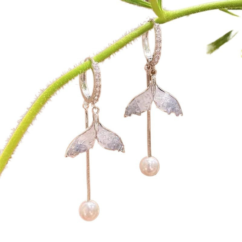 Women's Fishtail Beads Tassel Ear Clip Fashion Classy Rings
