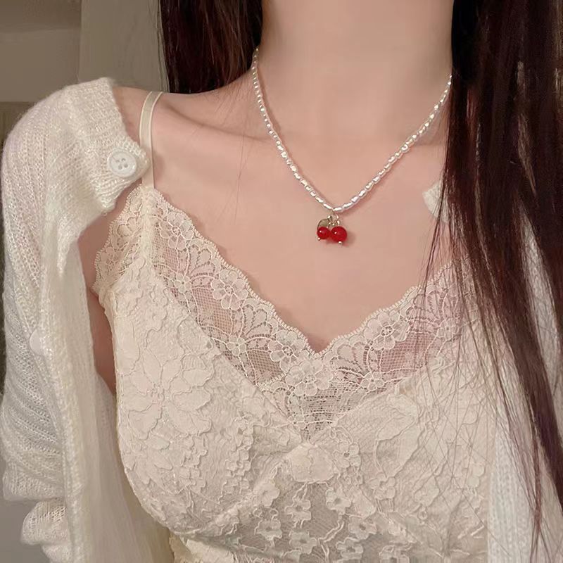 Women's Sweet Pure Love For Light Luxury Minority Design Necklaces