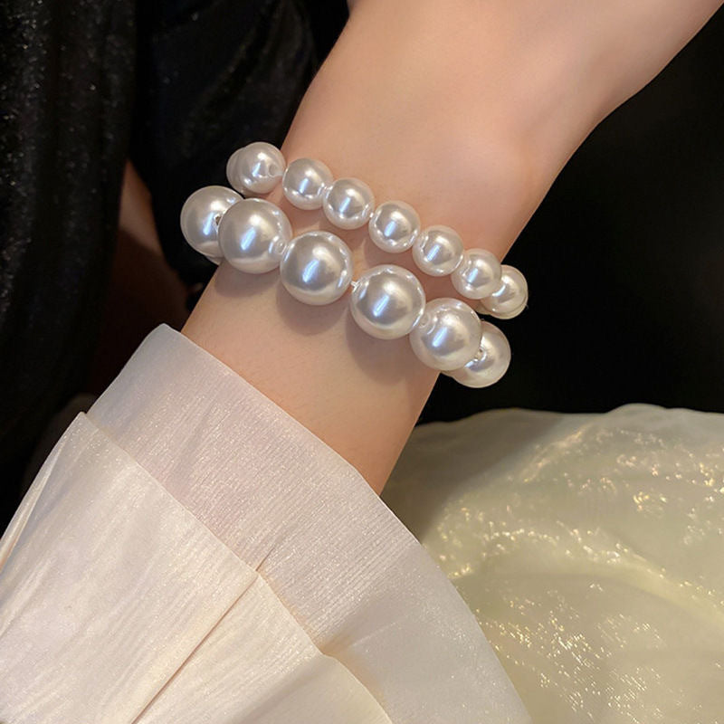 Women's Perfect Circle Strong Light Pearl Simple French Vintage Style Fashion Bracelet