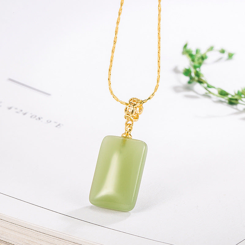 Lucky Female Clavicle Chain Mild Luxury Pendants