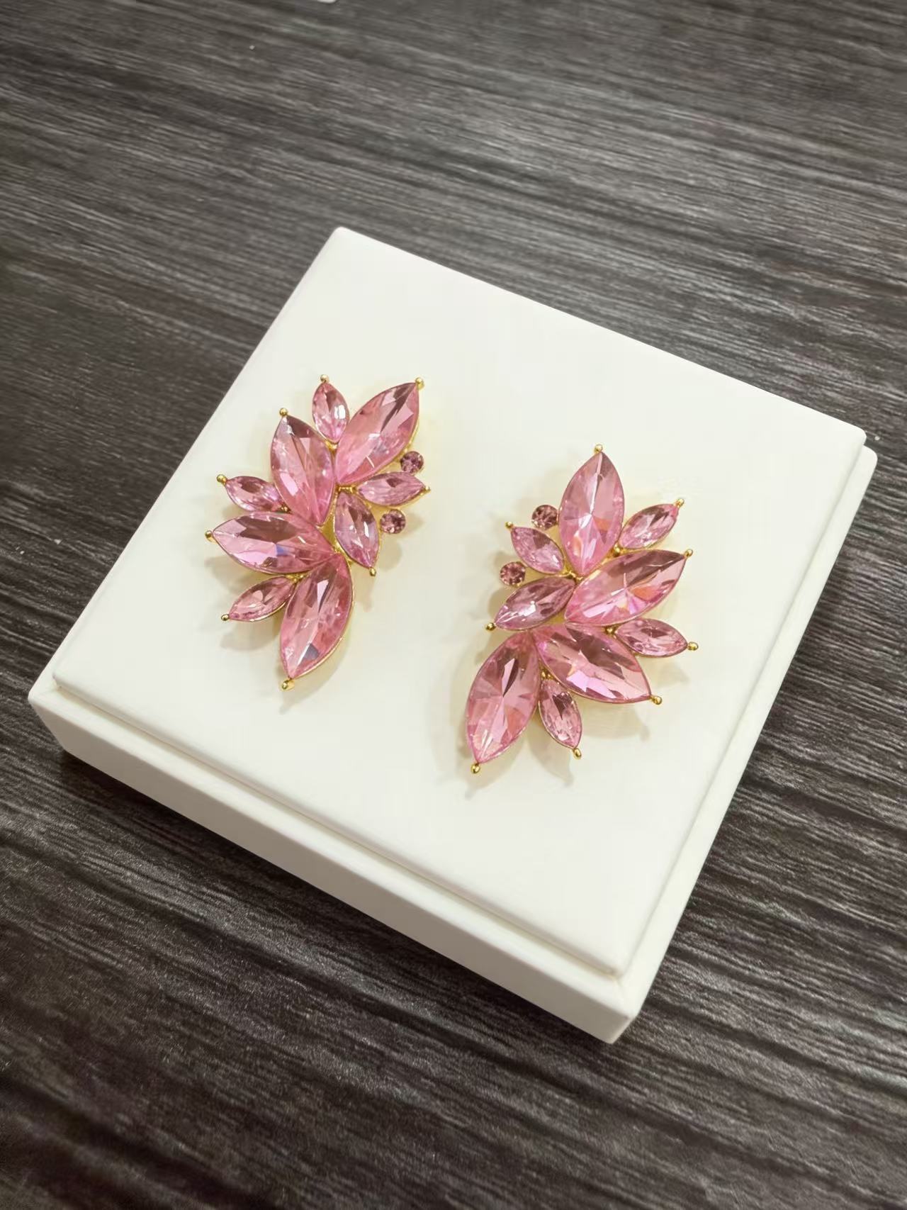 Women's Pair Cross Mirror Classic Fashion Simple Love Heart High-grade Earrings