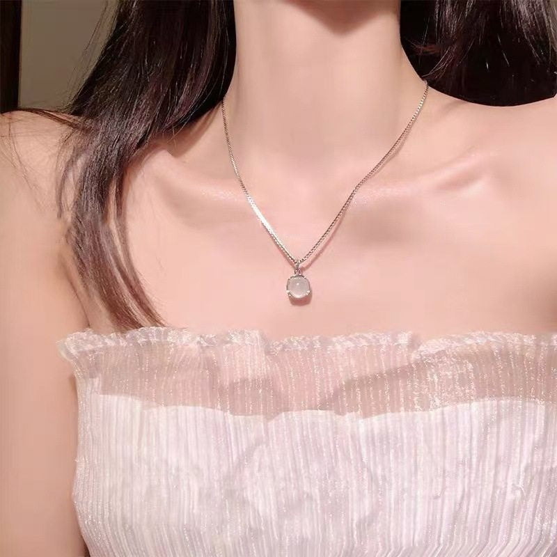 Women's Delicate Heart Light Luxury Graceful Fashionable Butterfly Clavicle Necklace