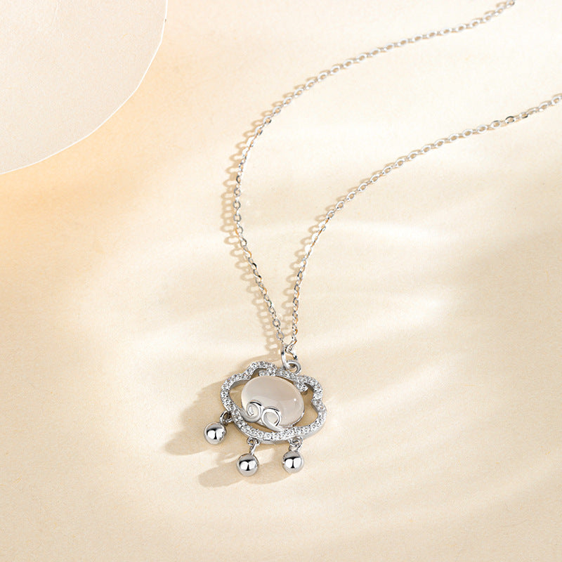Safety Lock Female Affordable Luxury Style Niche Necklaces