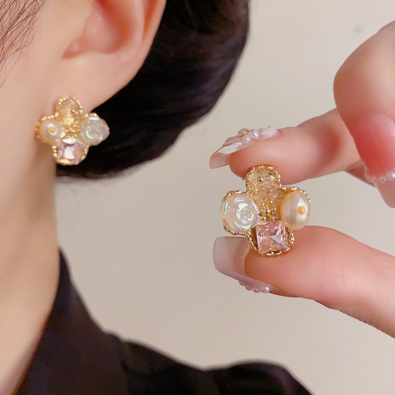 Women's Retro Affordable Luxury Fashion Freshwater Pearl Petal Rings