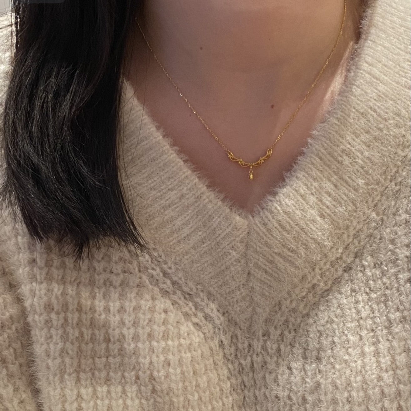 Women's Lace Water Drop Light Luxury Clavicle Chain Design Necklaces