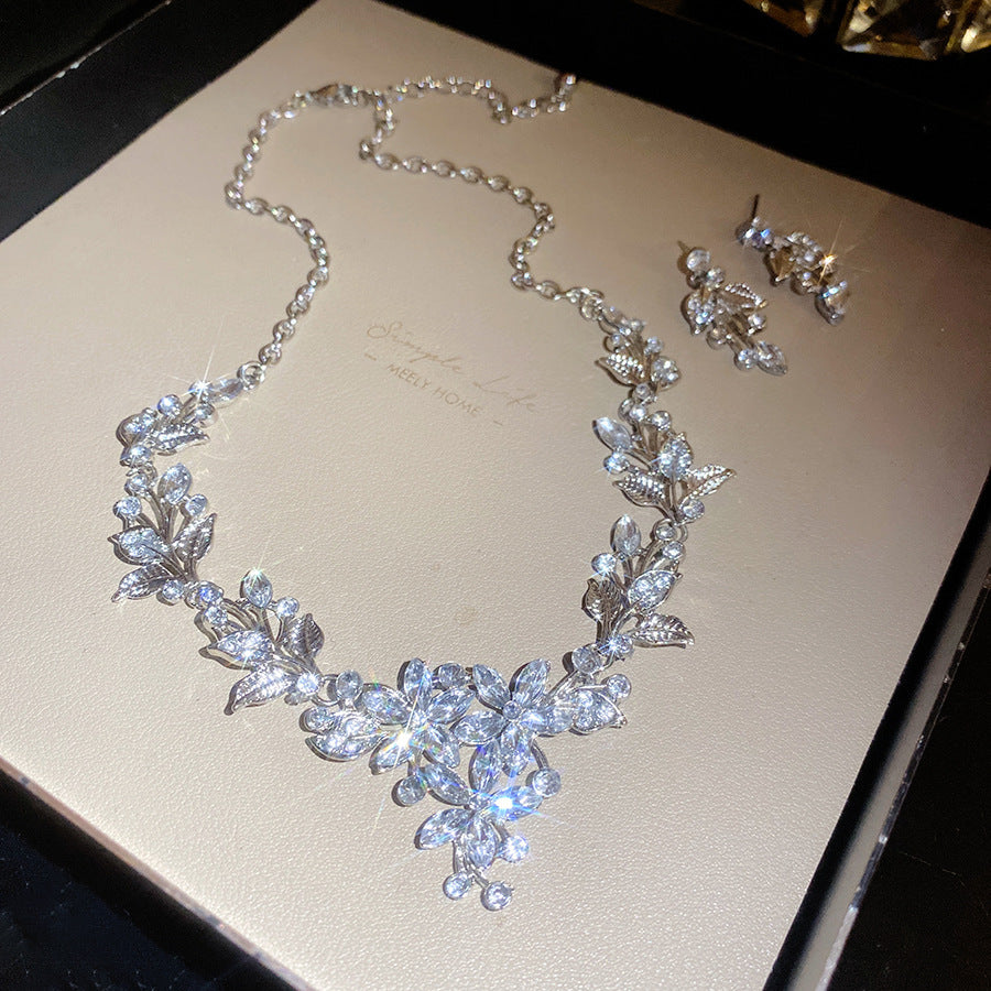 Elegant Drop Round Light Luxury Minority Necklaces
