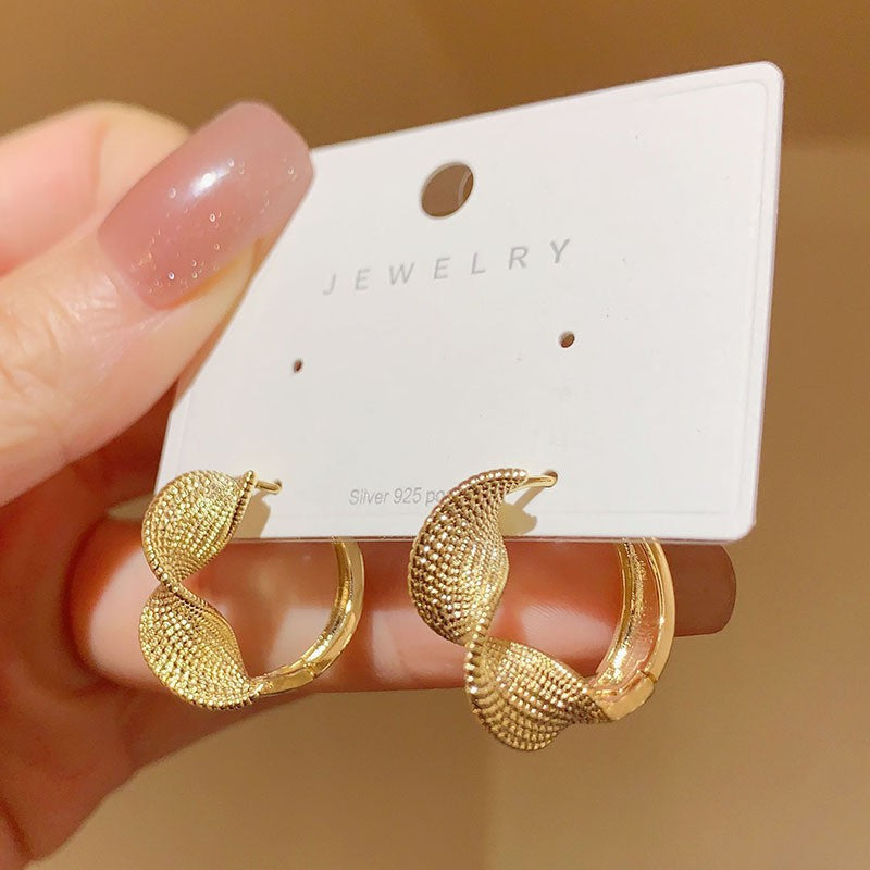 Cold Style Simple Metal Sense Irregular Female Temperament Stud Earrings