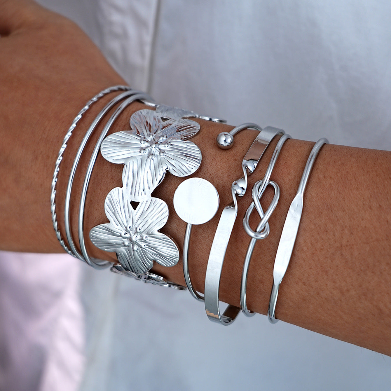 Leaves Glossy Irregular With Personality Stripes Bracelets
