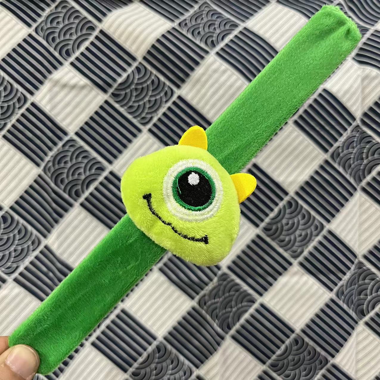 Children's Plush Cartoon Pop Cute Couple Female Slap Bracelet