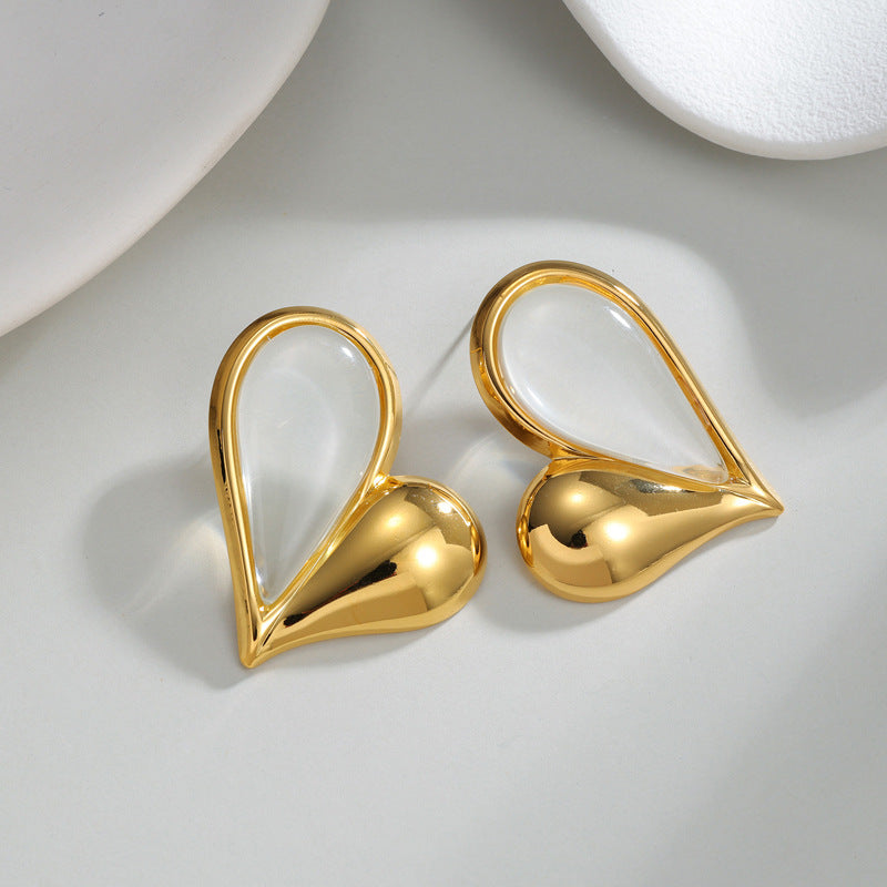 Women's Contrast Color Love Heart Gold Minority Fashion Stud Earrings