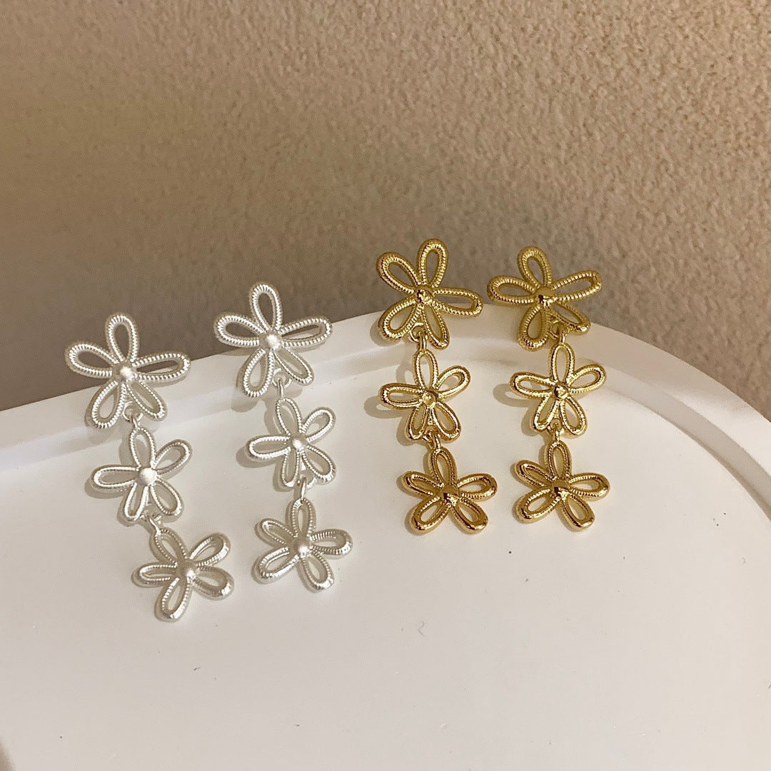 Long Tassel Hollow Flower Temperamental Minority Personality Gentle Temperament Sier Stud Earrings