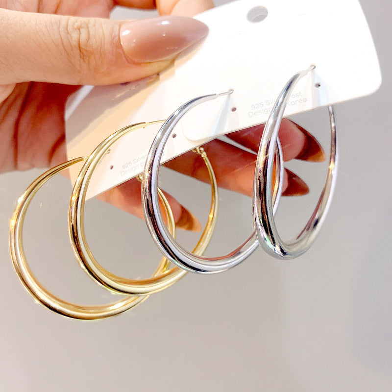 High-grade Thick Metal Circles Large Personality Earrings