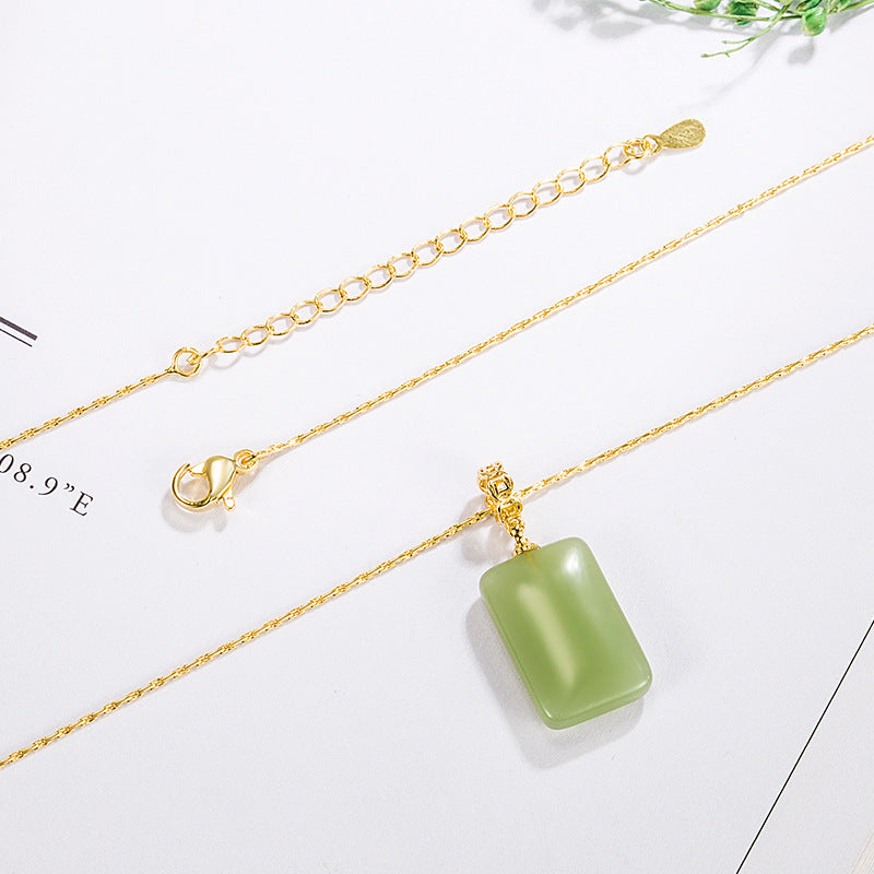 Lucky Female Clavicle Chain Mild Luxury Pendants